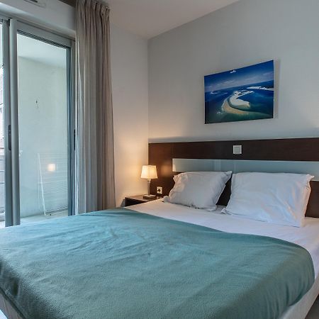Vacanceole - Residence Le Crystal Кань-сюр-Мер Экстерьер фото