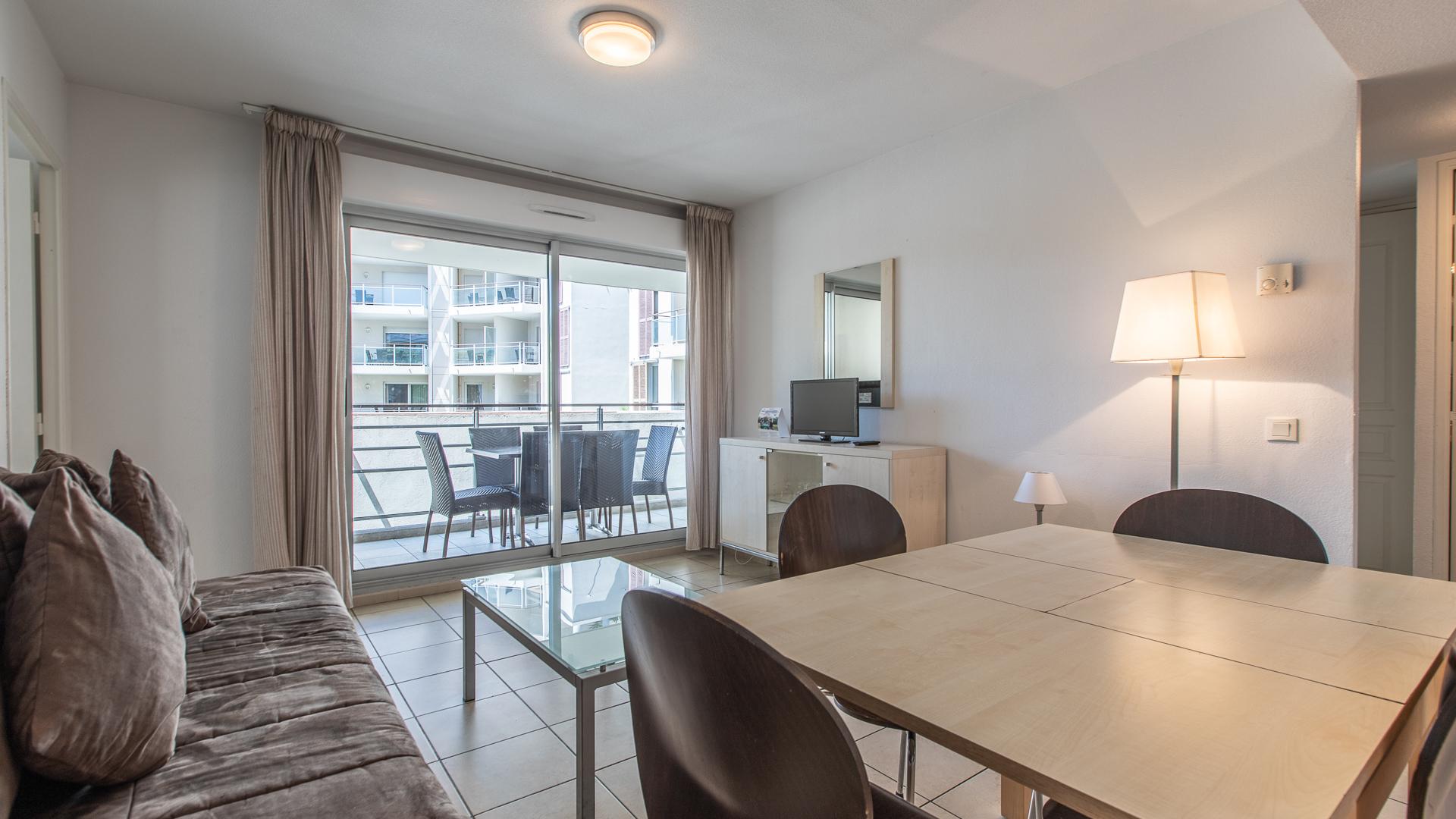 Vacanceole - Residence Le Crystal Кань-сюр-Мер Экстерьер фото