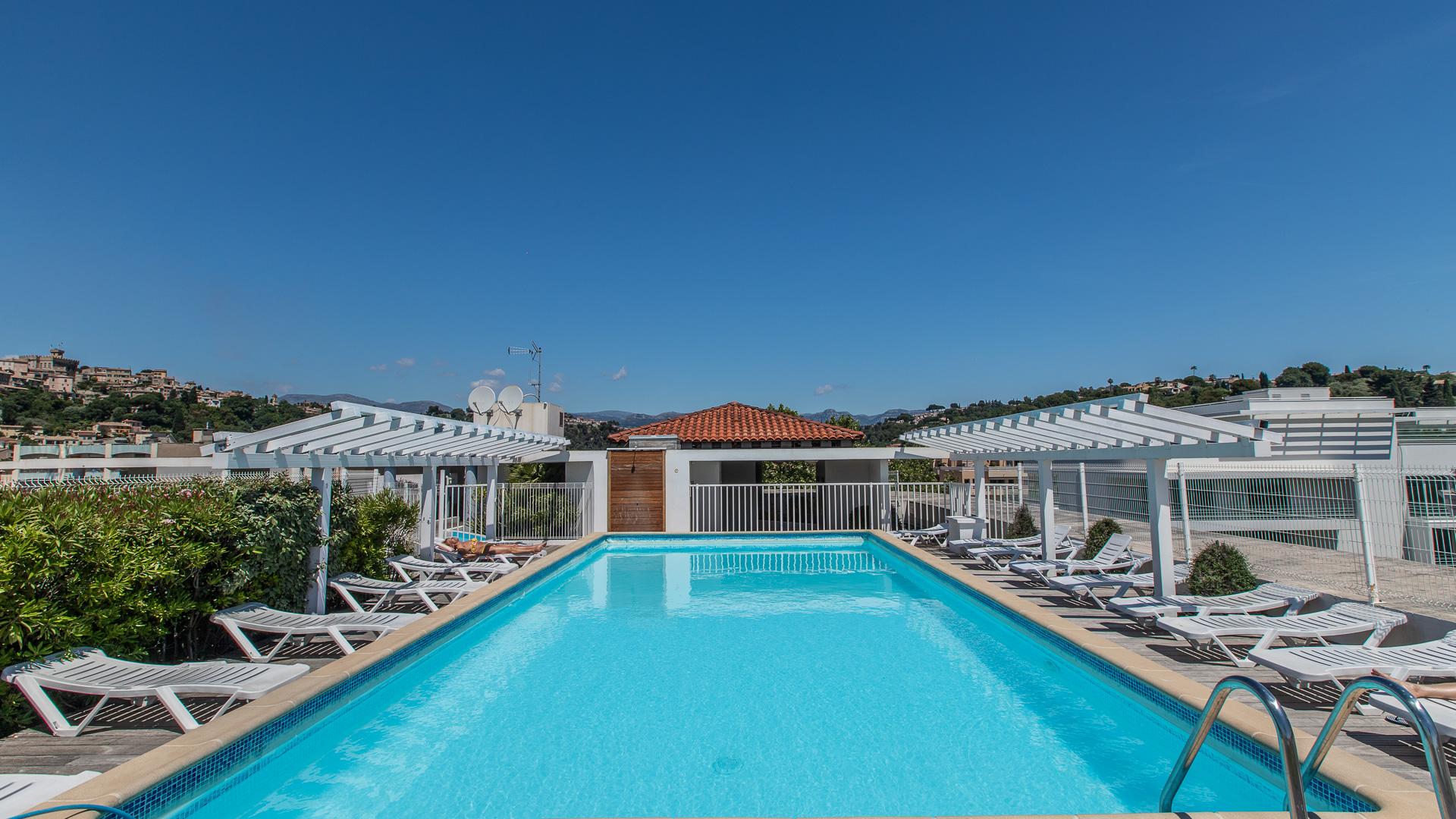 Vacanceole - Residence Le Crystal Кань-сюр-Мер Экстерьер фото