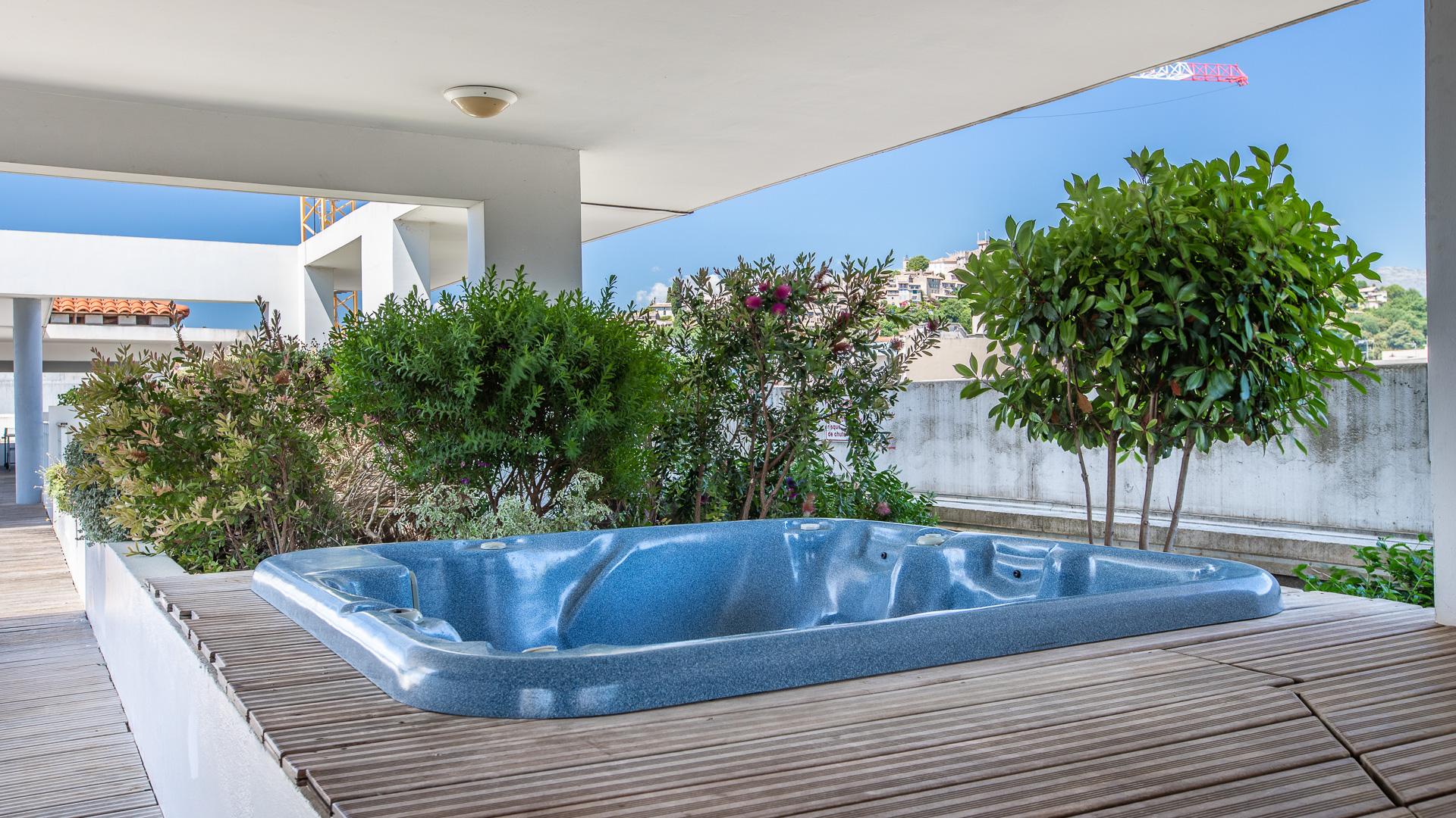 Vacanceole - Residence Le Crystal Кань-сюр-Мер Экстерьер фото